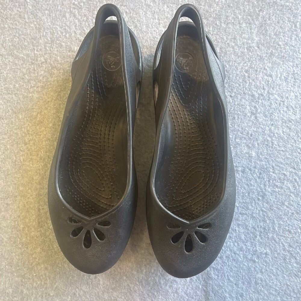 Crocs Taylor Slingback Cutout Flats 11
